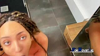 Pornovatas - Joven Latina Dominicana Follando El Pollon De Víctor Bloom En La Ducha