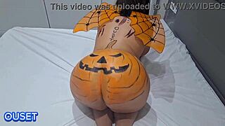 her big ass stepsister kept me up all night on halloween 😈🍑