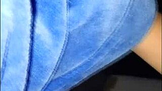 I FUCK MY GIRLFRIEND FROM THE SIDE WITHOUT A CONDOM