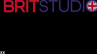 British 18 year old college student squirts on the fucking machine