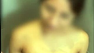 She drinks my piss then takes my facial