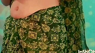 Indian stepsister's ass bounces on my dick begging fuck