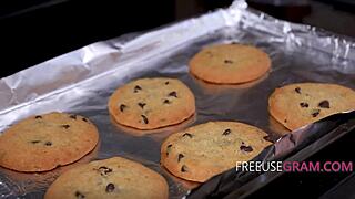 yo dork this college bully gives you freeuse pity fuck 😏