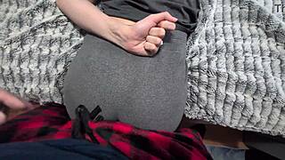 Her juicy white ass twerking drives me wild until i blast cum all over sweatpants