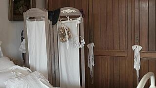 i love teasing by slowly undressing my juicy curves for you