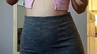 step sis maiskii fingers shaved pussy for you